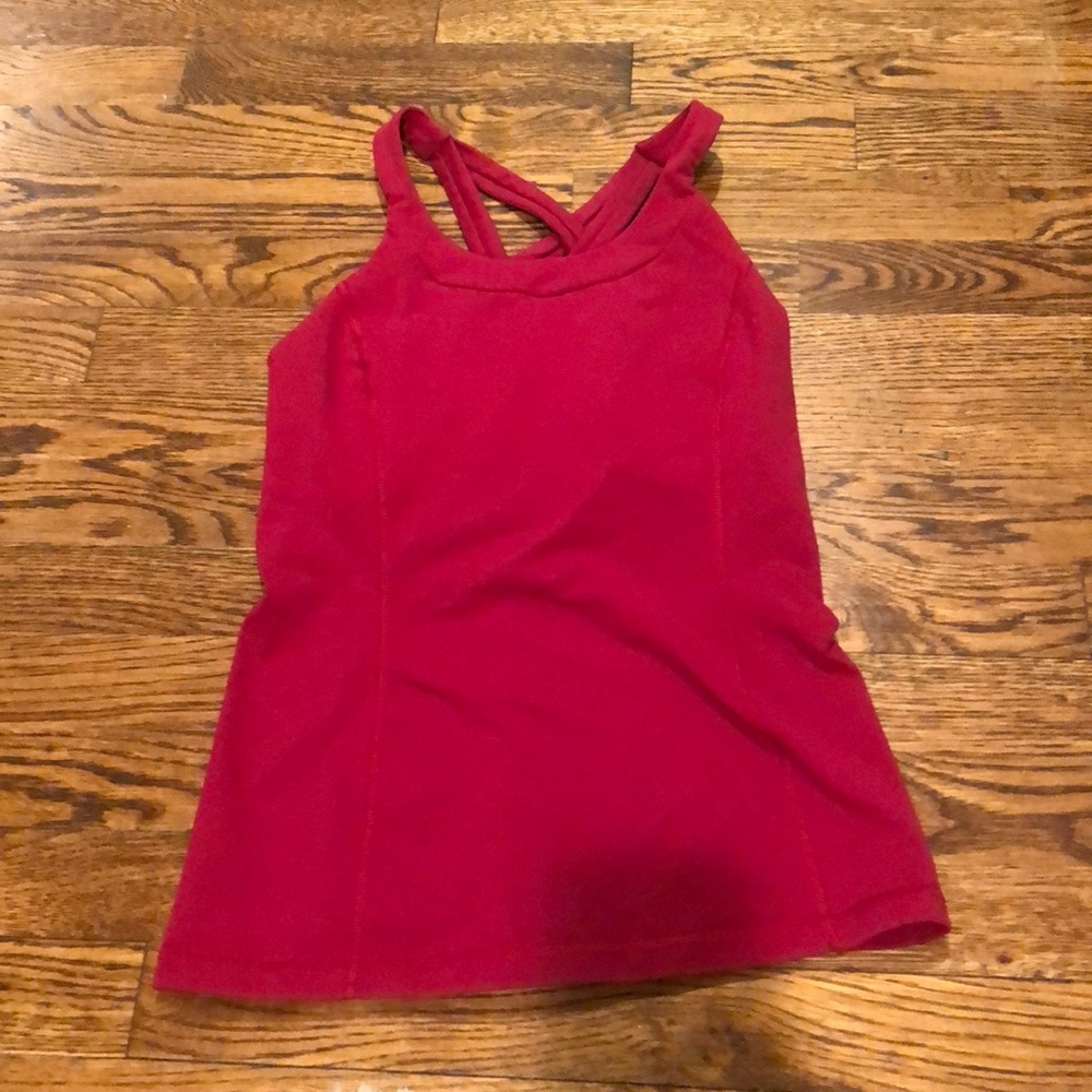 Lululemon tank